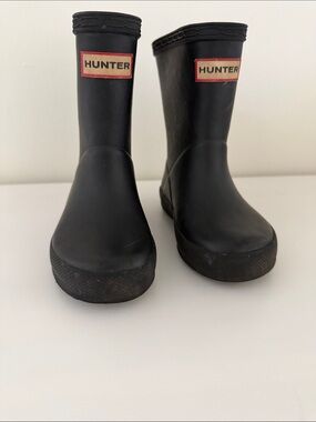 Hunter Matte Black Mid-Calf Rubber Boots with Logo Patch